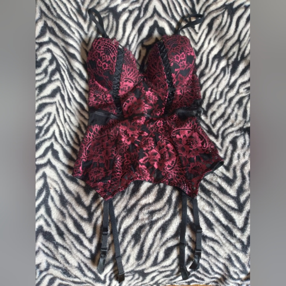 Bustier